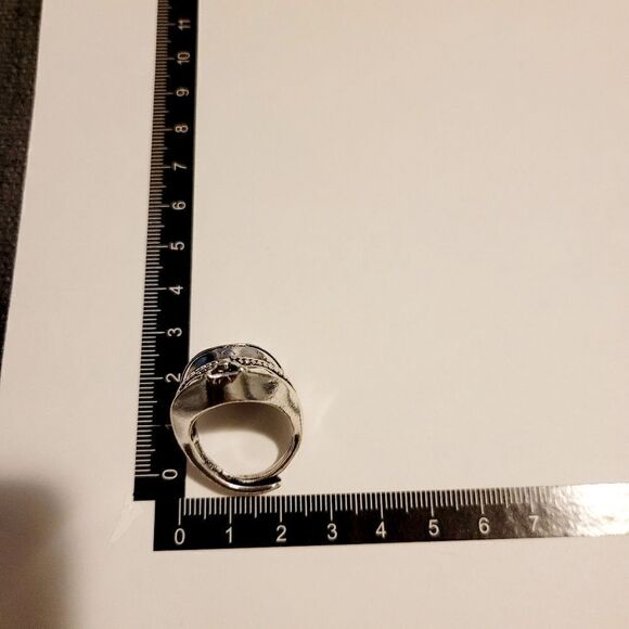 Brand New Silver Skull Captain Ring #2 Adjustable Size - Picture 8 of 8